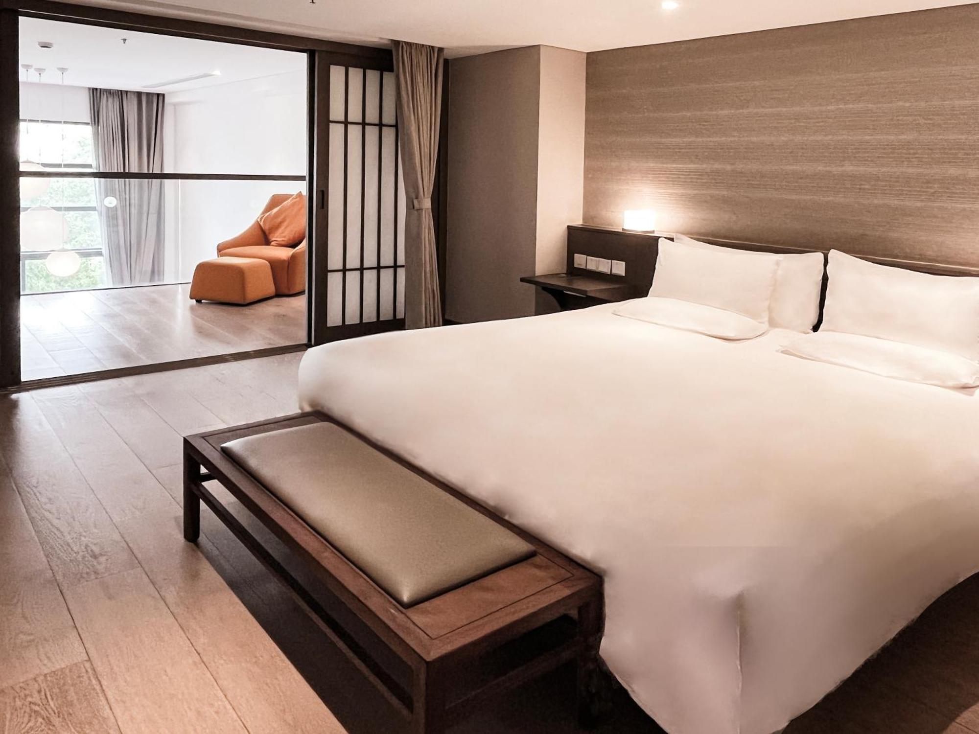 Novotel Suites Shanghai Hongqiao Exterior foto